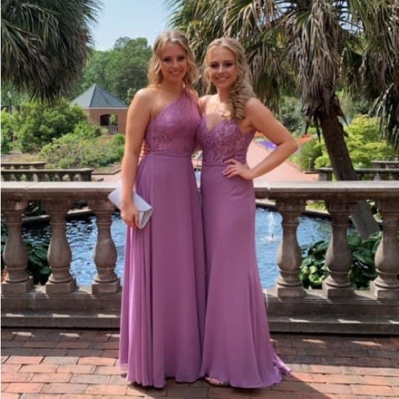 AZAZIE Wisteria Lace Chiffon Bridesmaids Dress Size 4 - Picture 4 of 6